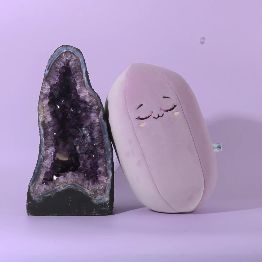 CRYSTAL PLUSHIE 💗 PLUSHIES SHAPED LIKE CRYSTALS 💜 POWERED BY CRYSTALS